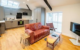 Town Center Duplex 6